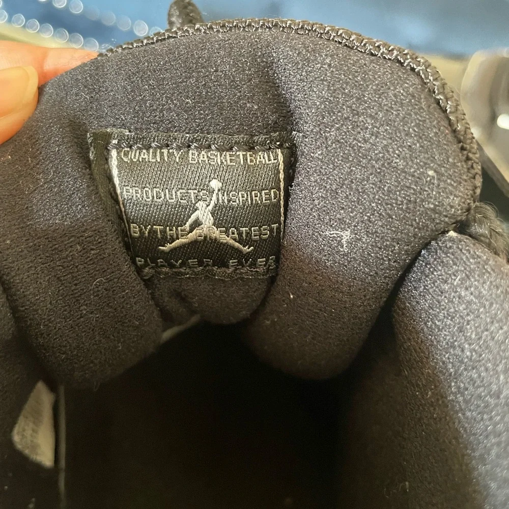 Air Jordan 11 Retro Jubilee Black/White